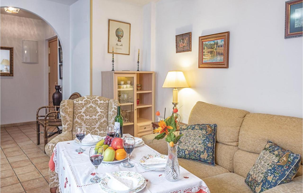 Beautiful Apartment In Cordoba With Kitchenette Exterior foto